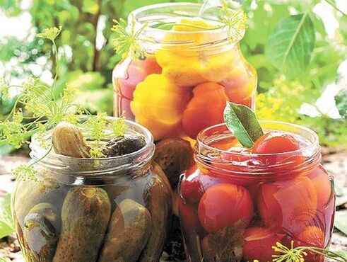 pickled cucumbers and tomatoes to remove parasites